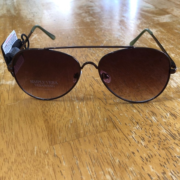 Simply Vera Vera Wang Accessories - Vera Wang Sunglasses